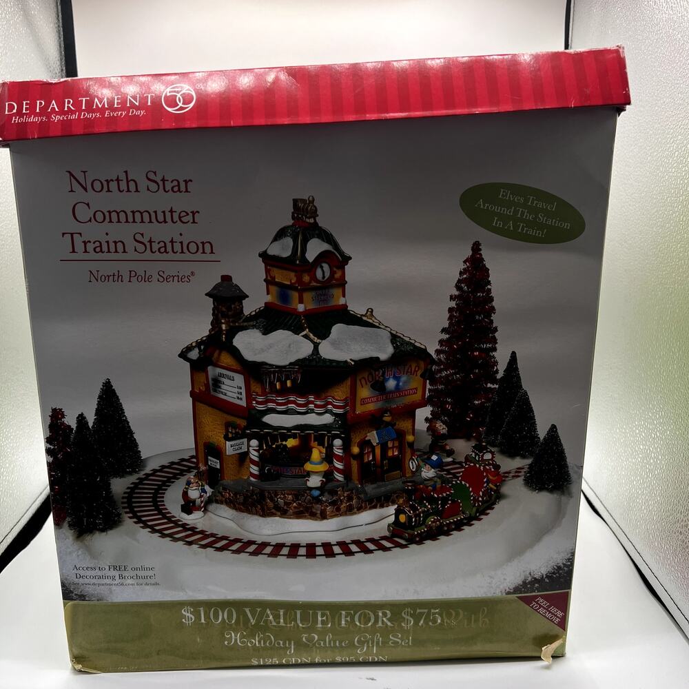 DEPARTMENT 56 North Pole Series North Star Commuter Train Station Retired